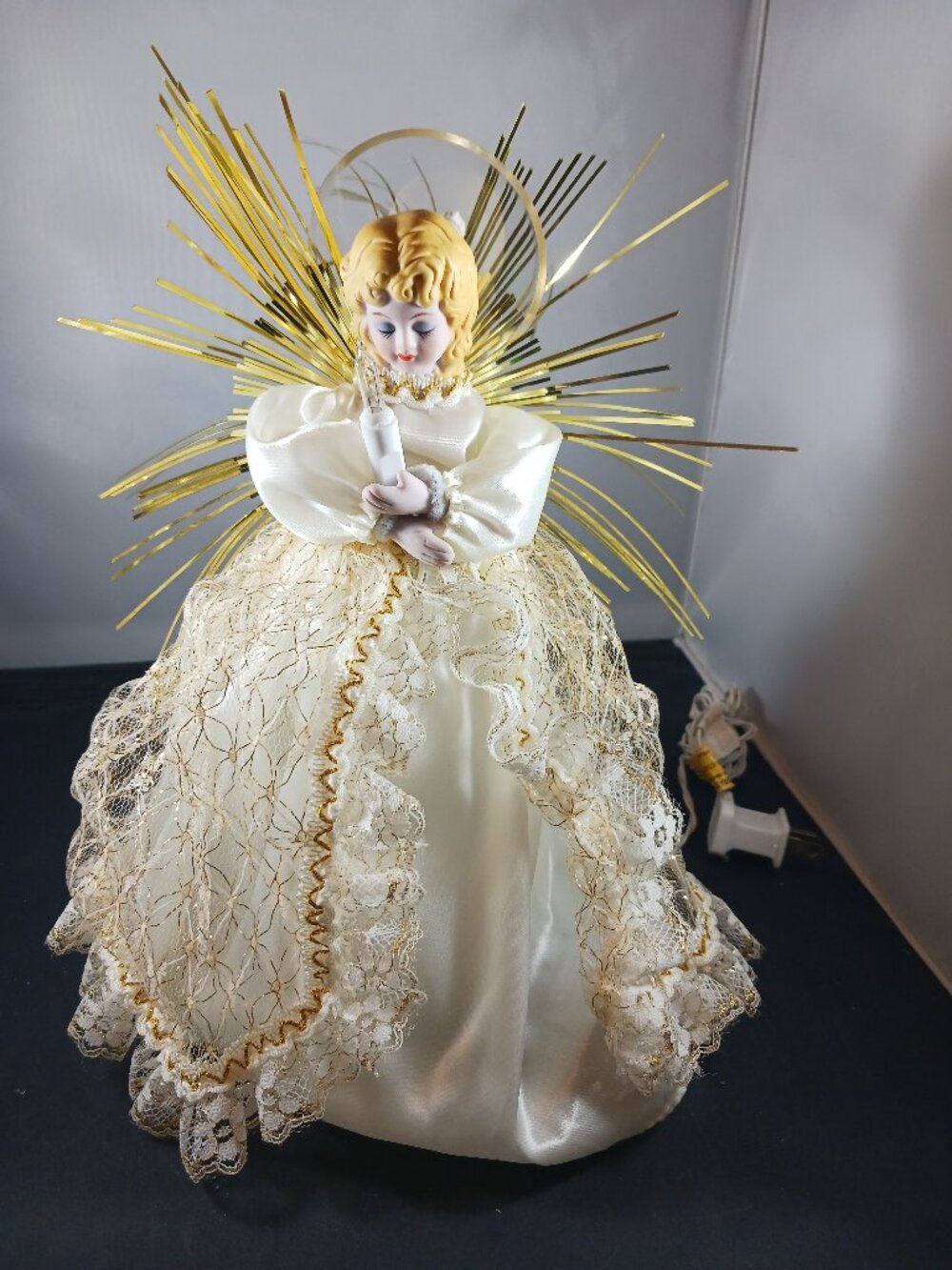 1980's Vintage Christmas Light up Angel Tree Topper/ Table Light Ornament